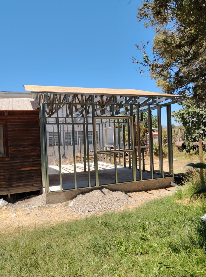 Estructura metálica para techo a dos aguas
